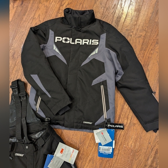 Polaris Jacket & Switchback Bib Snowpants Black Fit Mens small Women M/L - Picture 2 of 16